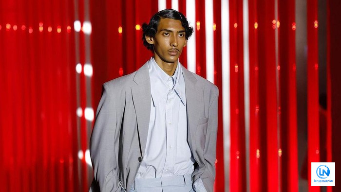Dari Lapangan Basket DBL ke Runway Jacquemus: Viknes Waren Mahaputra Sukses Gebrak Fashion Internasional