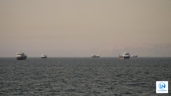 AS Serang Selat Hormuz Usai Iran Lancarkan Rudal ke Kapal Komersial