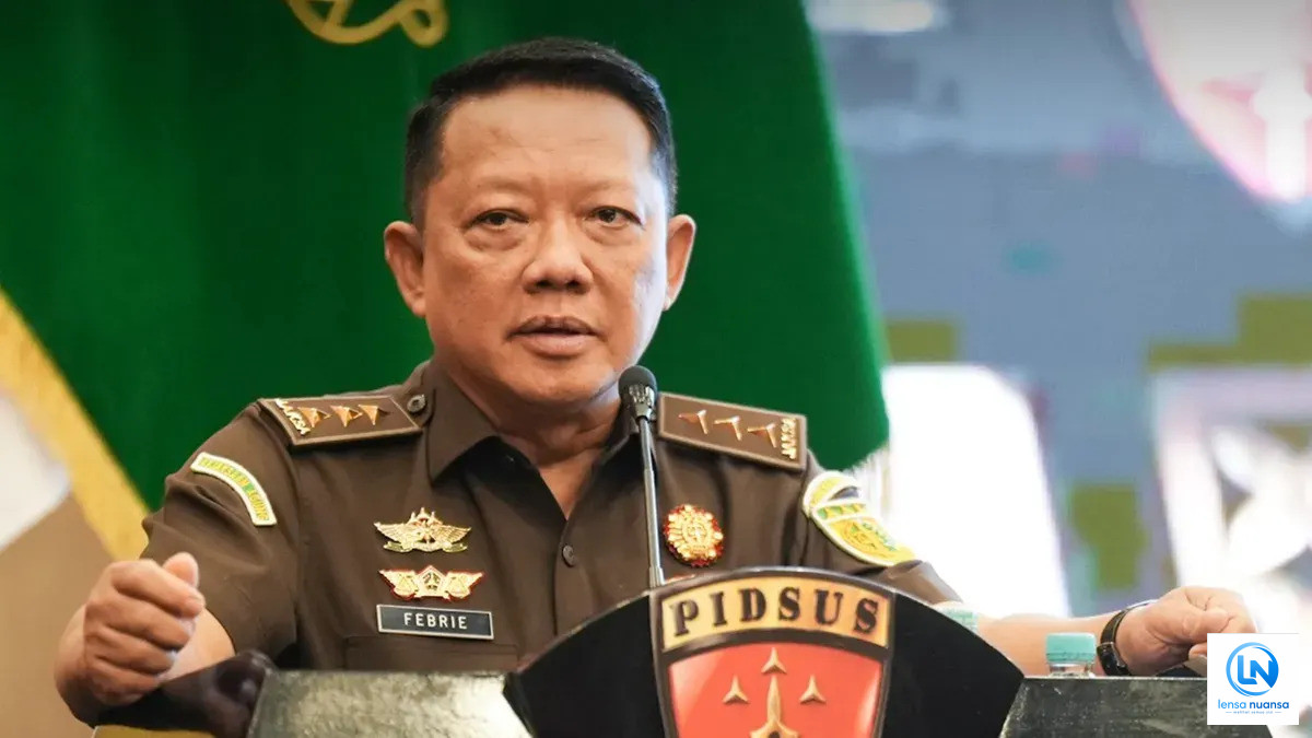Mantan Jampidsus Febrie Adriansyah Ditetapkan Tersangka Korupsi dan TPPU Polri