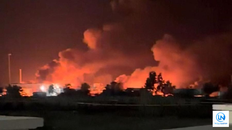 Eskalasi Memanas: Iran Serang Pangkalan AS di Teluk dan Kembali Tutup Selat Hormuz