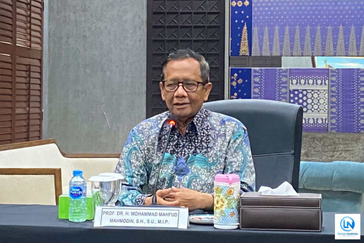 Mahfud MD Desak KPK Ambil Alih Kasus Febrie Adriansyah: Proses Hukum Dinilai Menyimpang