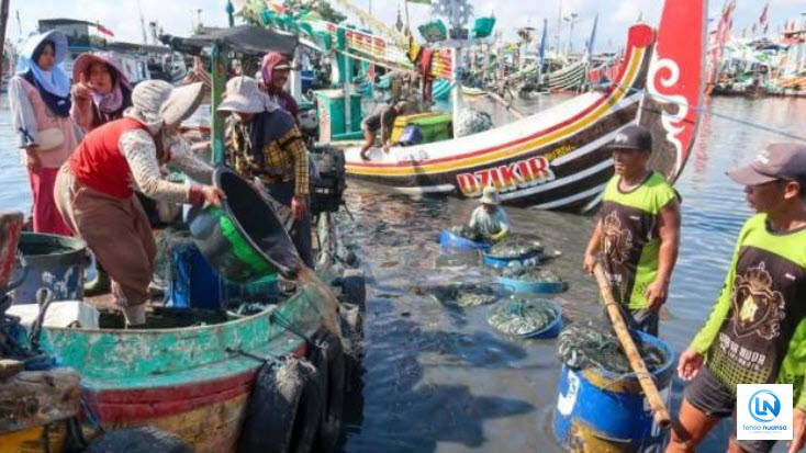 Pemerintah Berikan Harga Khusus BBM Rp15.000 per Liter bagi Nelayan Kapal 30-200 GT