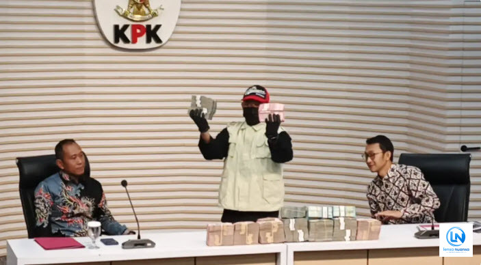 KPK Ungkap Dugaan Suap Rp1,6 Miliar Bupati Lombok Barat, Alphard hingga iPhone Masuk Daftar Penerimaan